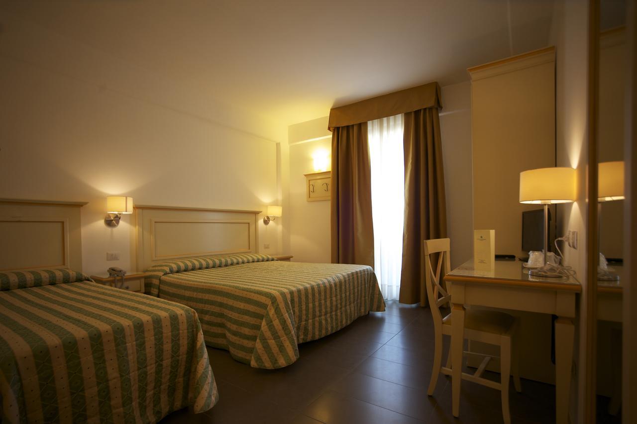Hotel Stella Marina San Vincenzo Dış mekan fotoğraf
